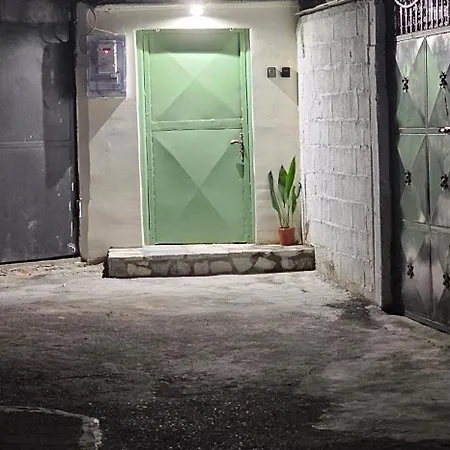 Olive Garden Terracota Tirana