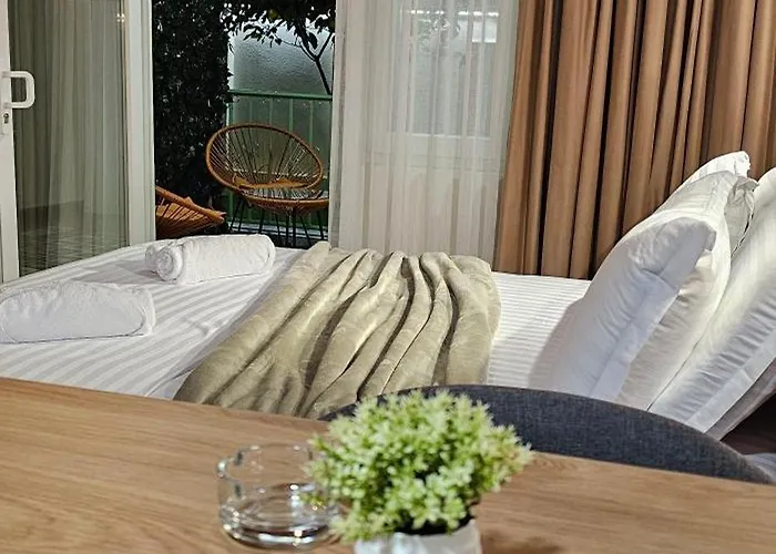 Olive Garden Terracota Apartman Tirana
