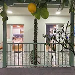 Olive Garden Terracota شقة *